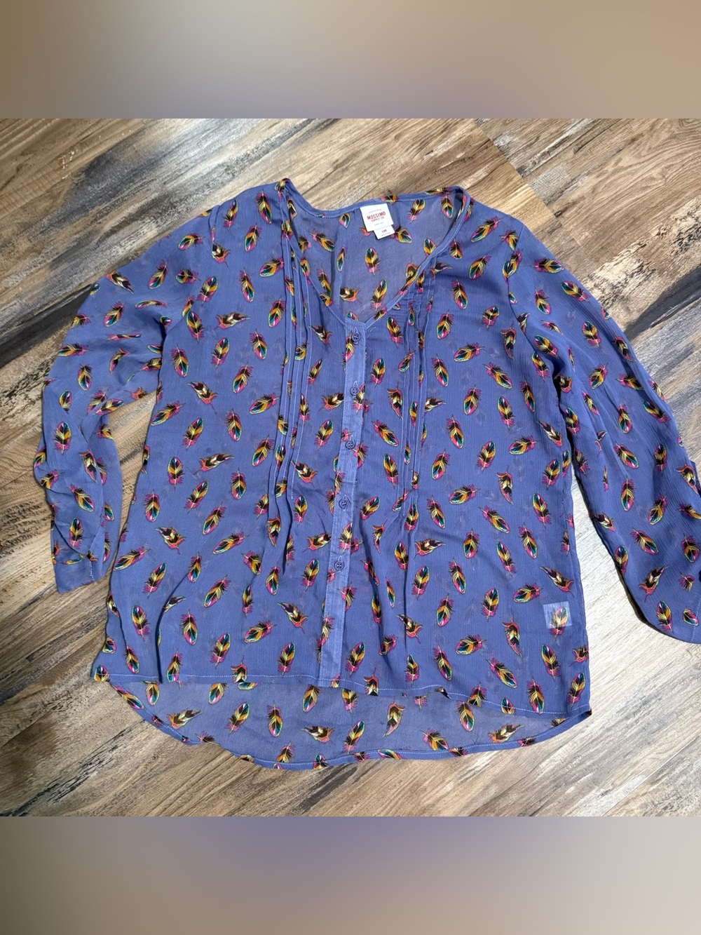 Mossimo Supply Co. Purple Feather-Print Button Front Blouse
